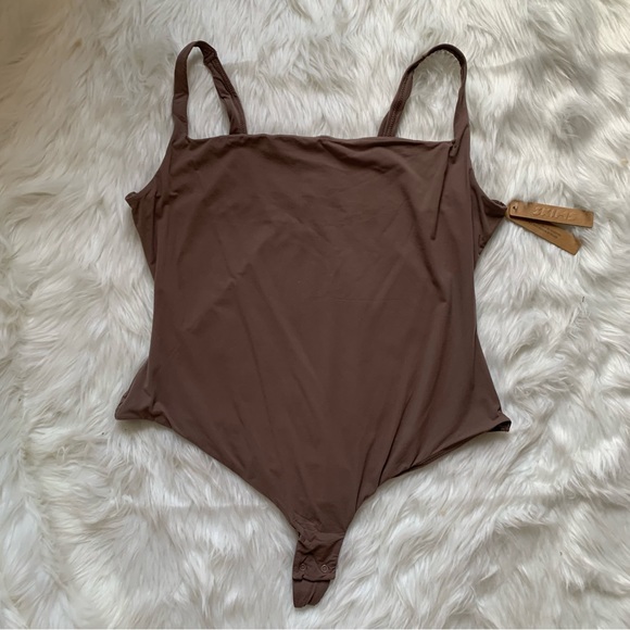 SKIMS Other - SKIMS Fits Everybody Square Neck Sleeveless Thong Bodysuit 3X BS-SCN-0294